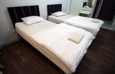Easton Park Residence 1047 Jatinangor (TW Bed)