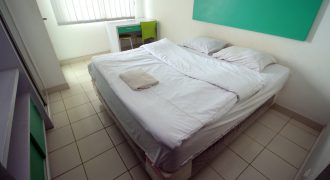 Easton Park Residence 1036 Jatinangor (Queen Bed)