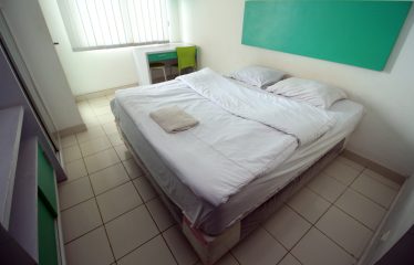 Easton Park Residence 1036 Jatinangor (Queen Bed)